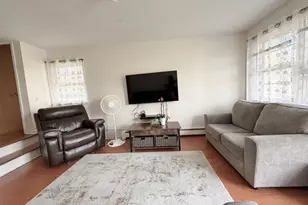 2 Sunnyside Pl, Verona, NJ 07044 - Photo 2