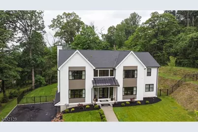 49 Upper Dr, Watchung, NJ 07069 - Photo 2