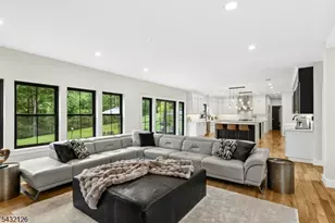 49 Upper Dr, Watchung, NJ 07069 - Photo 10