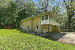 794 Westbrook Rd, West Milford, NJ 07480 - Photo 38