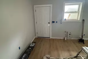 160 Pacific St, Newark, NJ 07105 - Photo 8