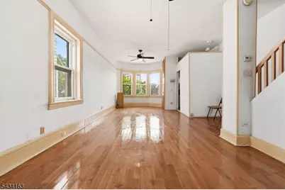 55 Thompson St, Raritan, NJ 08869 - Photo 4