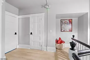137 S Burnet St, East Orange, NJ 07018 - Photo 16