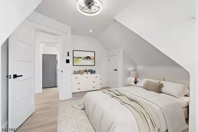 137 S Burnet St #3, East Orange, NJ 07018 - Photo 12