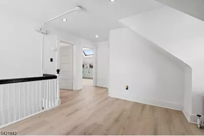 137 S Burnet St #3, East Orange, NJ 07018 - Photo 8
