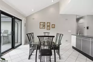 1 Timber Rock Ct, Cedar Grove, NJ 07009 - Photo 8