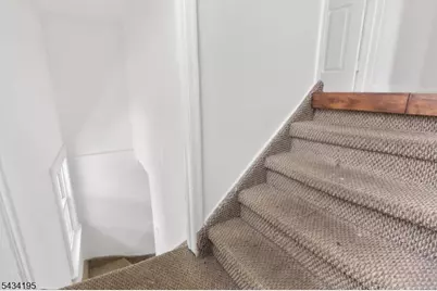334 Brook Ave, Passaic, NJ 07055 - Photo 32