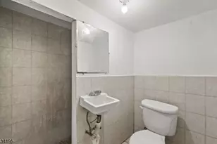 334 Brook Ave, Passaic, NJ 07055 - Photo 20