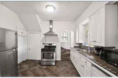 334 Brook Ave, Passaic, NJ 07055 - Photo 26