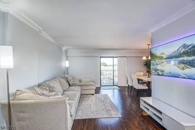 10 N Wood Ave #418, Linden, NJ 07036 - Photo 2