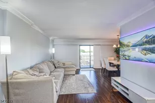 10 N Wood Ave, Linden, NJ 07036 - Photo 2