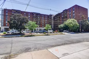 10 N Wood Ave, Linden, NJ 07036 - Photo 30