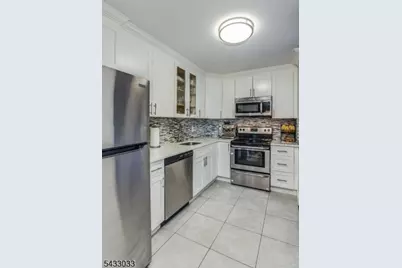 10 N Wood Ave #418, Linden, NJ 07036 - Photo 10