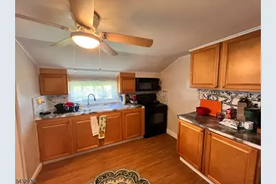 9 New Row Rd #A, Rockaway Township, NJ 07842 - Photo 8