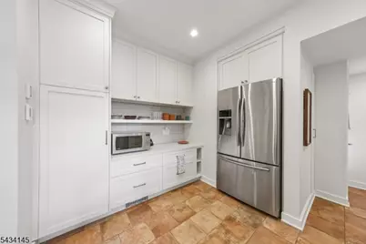 14 Holland Ter, Montclair, NJ 07042 - Photo 16