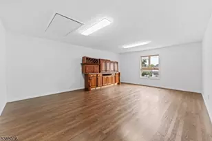 18 Farmingdale Ave, Bloomfield, NJ 07003 - Photo 6