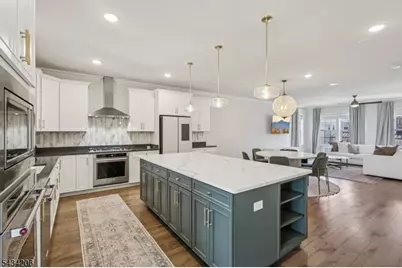 21 Dahlia Dr, Warren Township, NJ 07059 - Photo 6