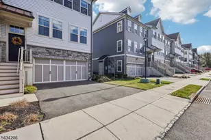 21 Dahlia Dr, Warren Township, NJ 07059 - Photo 44