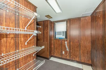 717 Alps Rd, Wayne, NJ 07470 - Photo 14
