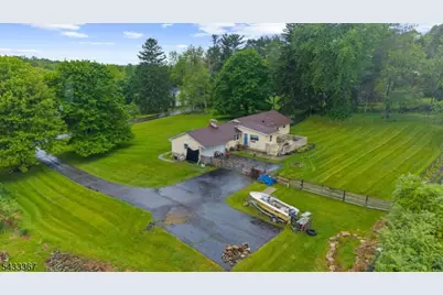 650 Woodglen Rd, Lebanon Township, NJ 08826 - Photo 2