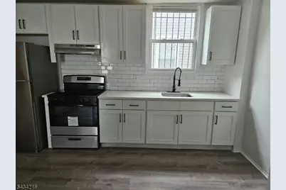 26 Baldwin Ave, Newark, NJ 07108 - Photo 12