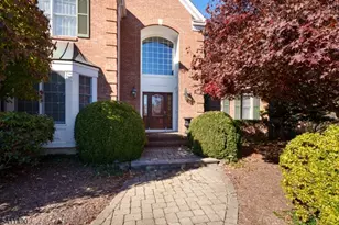 7 Silver Maple Ct, Montgomery Township, NJ 08502 - Photo 2