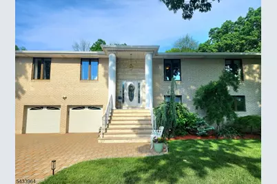 39 Douglas Dr, Montville Township, NJ 07082 - Photo 2