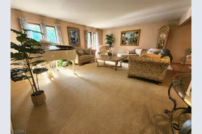 39 Douglas Dr, Montville Township, NJ 07082 - Photo 4