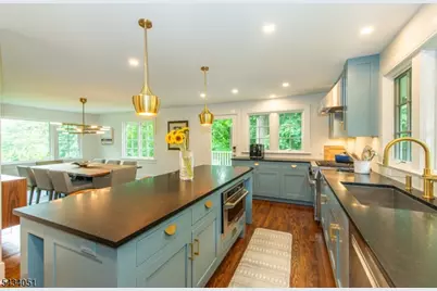 487 Highland Ave, Montclair, NJ 07043 - Photo 12