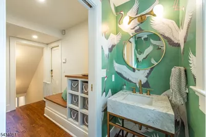 487 Highland Ave, Montclair, NJ 07043 - Photo 22