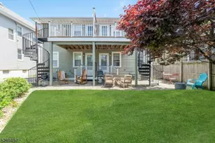170 A Pine St, Montclair, NJ 07042 - Photo 20