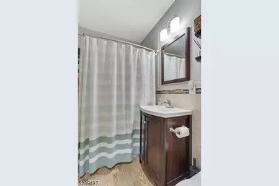 170 A Pine St #A, Montclair, NJ 07042 - Photo 16
