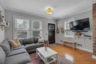 170 A Pine St, Montclair, NJ 07042 - Photo 4