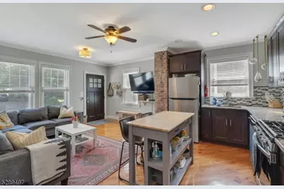 170 A Pine St #A, Montclair, NJ 07042 - Photo 10
