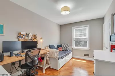 170 A Pine St #A, Montclair, NJ 07042 - Photo 14