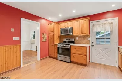 438 Warren St, Scotch Plains Township, NJ 07076 - Photo 16