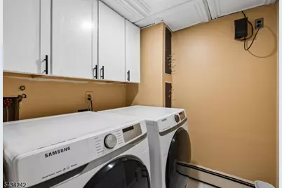 10 De Lazier Pl, Bloomingdale, NJ 07403 - Photo 26