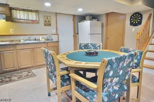 2463 Dorchester Rd, Union Township, NJ 07083 - Photo 18