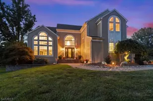 225 Arbor Dr, Greenwich Township, NJ 08886 - Photo 1