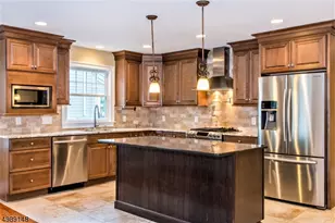 64 Kent Pl Blvd Unit, Summit, NJ 07901 - Photo 4