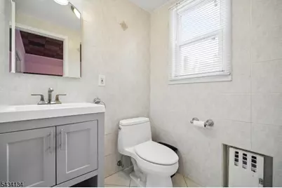 223-225 Keats Ave, Elizabeth, NJ 07208 - Photo 12