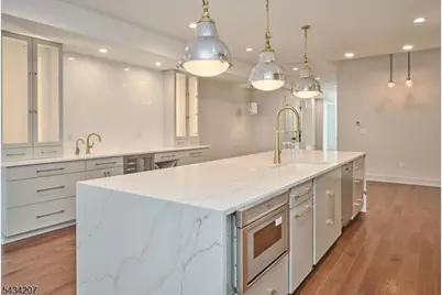 37 Ferry St, Lambertville, NJ 08530 - Photo 10