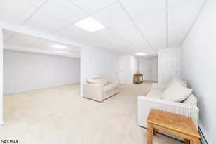 19 Sweetwater Ln, Hardyston Township, NJ 07419 - Photo 18