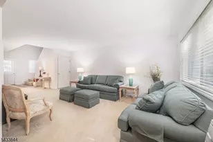 19 Sweetwater Ln, Hardyston Township, NJ 07419 - Photo 12