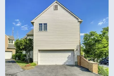 1044 Smith Manor Blvd, West Orange Township, NJ 07052 - Photo 4