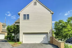 1044 Smith Manor Blvd, West Orange Township, NJ 07052 - Photo 4