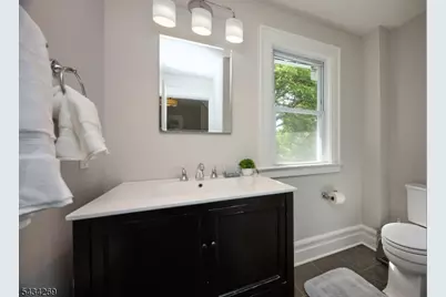15 North Ter, Maplewood, NJ 07040 - Photo 28