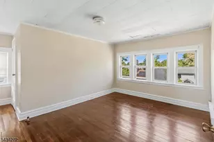102 Lincoln St, Montclair, NJ 07042 - Photo 10