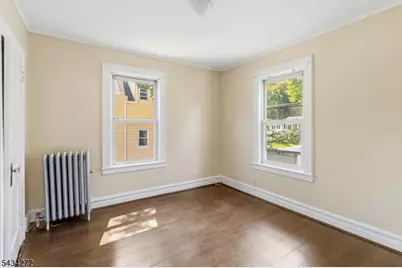 102 Lincoln St, Montclair, NJ 07042 - Photo 8
