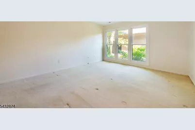 195 Hidden Hollow Ct, Edison, NJ 08820 - Photo 12